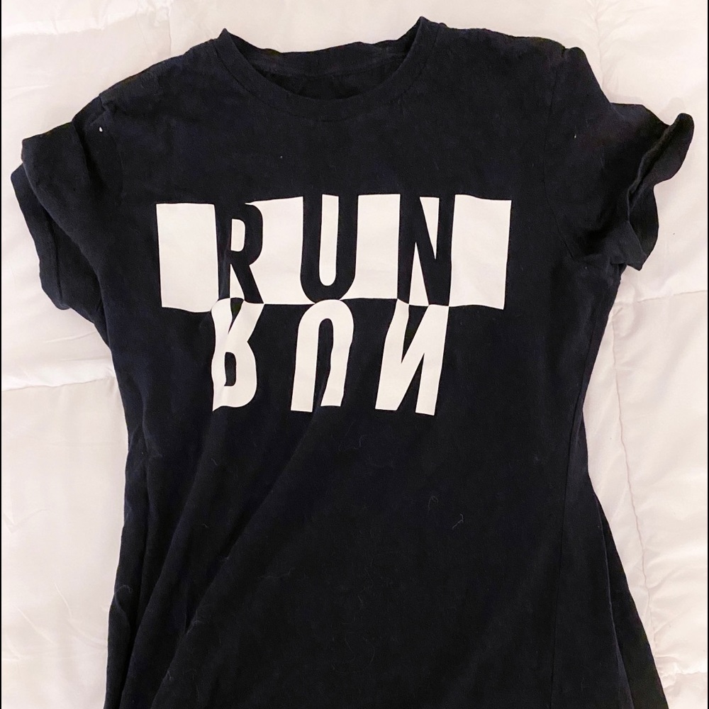ADIDAS T-SHIRT